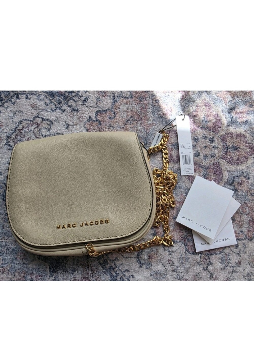 Marc Jacobs Women's Beige Leather Crossbody Bag with Gold Chain